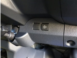 入庫時・販売時・納車前に、弊社基準の68項目に及ぶ点検整備を実施しております。