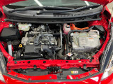 エンジンルームもクリーニング済みできれいですよ。日産の整備士がしっかりと丁寧に点検していますので安心してお乗りいただけます
