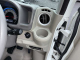 運転席ドリンクホルダー