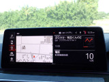 本社敷地内にはリフト4機完備の自社認証工場(分解整備業2-6030)と板金工場が併設されております!DAS診断機含めアナライザー診断機も4機保有しております!認証工場での責任ある作業をお約束致します!