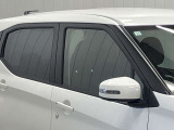 プラスチックバイザーがない分デザインもすっきり★洗車の時の窓拭きもラクラクです!