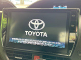 【大画面ナビ】人気の大型10インチナビを装備。存在感のある大画面はインパクト大!ナビ利用時のマップ表示は見やすく、テレビやDVDは臨場感がアップ!いつものドライブがグッと楽しくなります♪