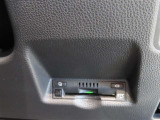 ETC車載器付きです。高速道路の料金所もスムーズに通過できます。