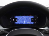 Google アシスタントを呼べば、友人や家族、会社の同僚への連絡や、車内環境の調整も思いのまま。ルート案内やエンターテイメント機能を利用する際も、ステアリングから手を離す必要はありません。