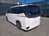 LEDテールライトです。省電力、高輝度のLEDは明るく照らすので夜間運転時の視認性を高めます。スタイリッシュな見た目で細かいところもこだわりたいあなたに!