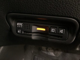 ETCが付いてます。ETC搭載車しか通過できないスマートICが利用できるようになりますよ!現在スマートICの設置箇所も増えてきているので、高速道路利用の幅が広がりますね☆