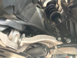 お車を安心してお乗りいただく為には、足回りの定期点検が欠かせません。サービスサポート(有償保証)では無料点検もご提供しており、安心のカーライフをお過ごしいただけるサポート体制が整っています。