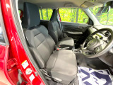 運転席シート廻りは使用感も少なく、良好な状態となっています。丁寧に使われていたことがよくわかりますね。