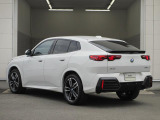BMW認定中古車は、ドイツ本社と同様の教育・訓練を受けたBMW専門のメカニックが100項目以上のポイントを徹底的にチェックし、整備したうえでご納車させていただきます。