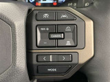 レーダークルーズコントロール(車速追従機能)付きです。車速に応じて追従支援してくれるので、ロングドライブも快適です。詳細は販売店スタッフまでおたずねください。
