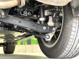 お車を安心してお乗りいただく為には、足回りの定期点検が欠かせません。サービスサポート(有償保証)では無料点検もご提供しており、安心のカーライフをお過ごしいただけるサポート体制が整っています。