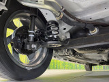お車を安心してお乗りいただく為には、足回りの定期点検が欠かせません。サービスサポート(有償保証)では無料点検もご提供しており、安心のカーライフをお過ごしいただけるサポート体制が整っています。