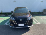 【衝突被害軽減ブレーキ】よそ見運転の追突事故が増えています!もしぶつかりそうになったら自動でブレーキをかけてくれるので、事故のリスクを減らすことができます。