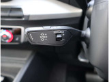 Audi正規ディーラーが高品質をお約束。高度な訓練・教育を受けたAudi専任メカニックが、100項目にもおよぶ精密な点検を実施。すべてクリアしたAudi車だけ、あなたのお手元に届けられるのです