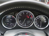 見やすいスピードメーター! 運転に集中できます♪