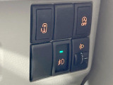 【パワースライドドア】スマートキーや運転席のスイッチでスライドドアの開閉が可能♪電動だから力を入れてドアを開ける必要が無く、小さいお子様でも、重い荷物を持っている時もラクに開け閉めできます♪