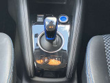e-POWER独自のシフトノブです。感覚で入力できますので運転操作が楽になります