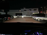 夜間 ヘッドライト点灯