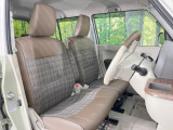 運転席シート廻りは使用感も少なく、良好な状態となっています。丁寧に使われていたことがよくわかりますね。