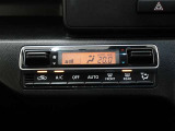 鳥取トヨペットではお車のご購入時はもちろんですが、アフターメンテナンスも安心してお任せ頂ける体制を整えております。末永いお客様とのお付き合いを第一に考え、様々なご提案をさせて頂きます。