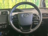 【純正革巻きステアリング】上質な革を使用することで、手にしっかり馴染みとても運転しやすいハンドルです♪