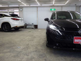 オートエムワンには多数車種様々な在庫がございます。きっとお気に入りの1台に出会えるはずです!