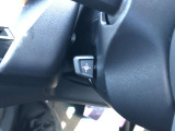車両の詳細、ご質問につきましては、営業スタッフまでお気軽にご連絡下さいませ。遠方のお客様には実車の詳細動画送信も承ります。お問合せをお待ち致しております。