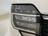 LEDヘッドライトは、点灯の瞬間から最大光量を発揮し、突然暗くなるトンネルなどでの安定感を高めます。