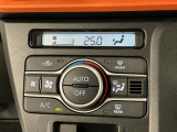 【オートエアコン】AUTOボタンを押してお好みの温度を設定!快適な室温でドライブをお楽しみいただけます♪