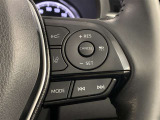 レーダークルーズコントロール(車速追従機能)付きです。車速に応じて追従支援してくれるので、ロングドライブも快適です。詳細は販売店スタッフまでおたずねください。