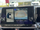 アラウンドビューモニター付きで楽々駐車