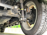 お車を安心してお乗りいただく為には、足回りの定期点検が欠かせません。サービスサポート(有償保証)では無料点検もご提供しており、安心のカーライフをお過ごしいただけるサポート体制が整っています。