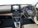 この車で色んな場所へドライブに出かけてみませんか。