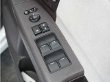 ◆パワーウィンドウスイッチ◆運転席から全席の窓の開閉操作を行うことが出来いつでも換気ができます!