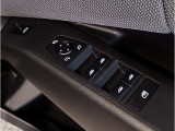 【BMW認定中古車】BMWのご購入はぜひBMW正規ディーラーで!メーカー基準の納車前点検整備を全車実施。規定整備を実施された車両にのみ付帯出来る全国保証。