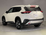 【ワイド保証】日産販売店の中古車には、無料で保証が付いています。走行距離無制限で、無料保証期間は1年間から。品質に自信があるから実現した、日産ならではの保証です。