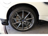 アルミホイール【タイヤサイズ215/40R18】