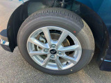 安全・安心な走行のために、納車前にダイハツのクルマを知り尽くしたエキスパートが基本性能に関わる機能や状態を徹底的に点検。消耗部品の交換など法定12ヶ月点検相当の点検・整備を実施しております