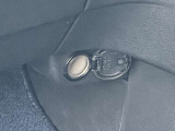 助手席に電源ソケットあります