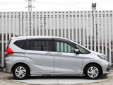 当店の中古車販売は、安心してご購入いただくために、ご契約、ご納車を含め当店にご来店いただけるお客様にお願いしております。
