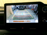 バックモニター搭載で車庫入れ安心!バック中の死角部分がモニターに映し出されるので安全性UP!