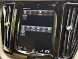 Apple CarPlayも対応していますので、お好みのアプリを使って音楽やニュース、オーディオブックを簡単に聴くこともできます。