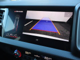 Audi正規ディーラーが高品質をお約束。高度な訓練・教育を受けたAudi専任メカニックが、100項目にもおよぶ精密な点検を実施。すべてクリアしたAudi車だけ、あなたのお手元に届けられるのです