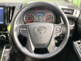 【ステアリングスイッチ】運転中、前方から目線をそらすことなく、オーディオ等の操作が可能な便利機能!安心&快適なドライブを演出してくれます♪