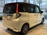 自動車付近の障害物を検知する「コーナーセンサー」搭載です☆