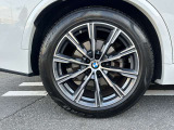 国道1号線に沿い横浜市営地下鉄「三ッ沢上町駅」から徒歩約10分。 BMW Premium Selection 横浜三ッ沢店 / 〒240-0062神奈川県横浜市保土ヶ谷区岡沢町322-3