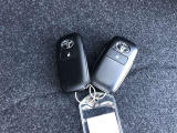 スマートキー2本付き!キーをポケットやカバンに入れておくだけでドアの施錠・開錠やエンジンスタートの操作が簡単です!