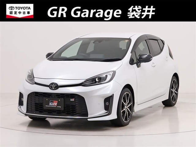 アクア 1.5 GRスポーツ 