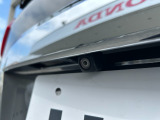バックカメラも付いています。駐車の時に便利なのはもちろんの事、後方死角にいる子供たちに気が付くことができるので安心安全ですね!