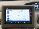 Gathers【VXM-214VFi】7インチ画面を採用したスタンダードインターナビ。フルセグ地デジTV・DVD・CD再生・Bluetooth・USB/SDカード対応。